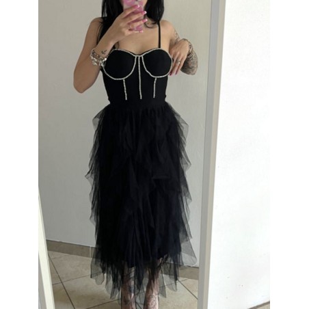 abito in tulle e strass nero